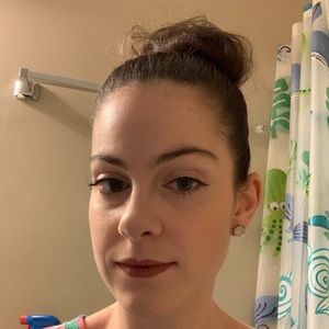 Meet your Posher, Gazmin